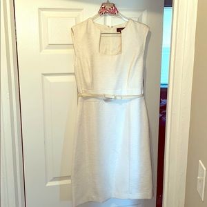 Women’s white sleeveless Tahari Dress